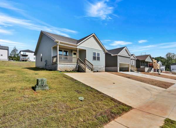 2659 Scott Dr, Clarksville, TN 37042