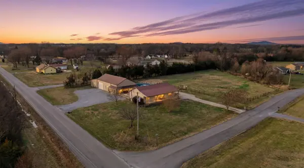 101 Anderson Creek Rd,  Bell Buckle,  TN 37020