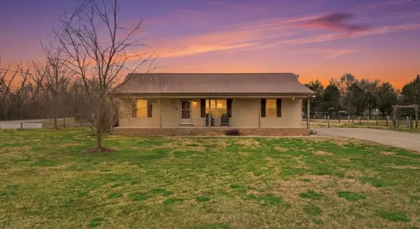 101 Anderson Creek Rd, Bell Buckle, TN 37020
