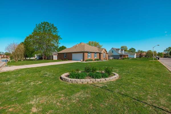 2403 English Hill Dr, Murfreesboro, TN 37130