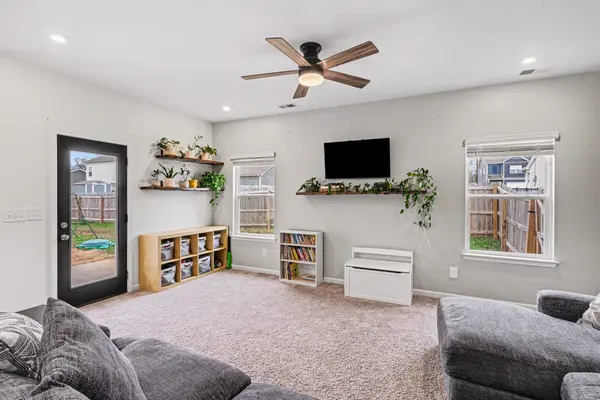 2304 Madeline Ct, Columbia, TN 38401