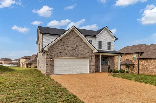 1176 Rimrock Rd, Smyrna, TN 37167