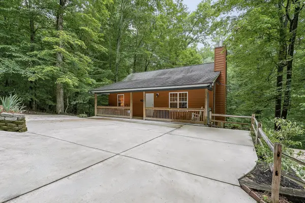 375 Lakeside Dr, Smithville, TN 37166
