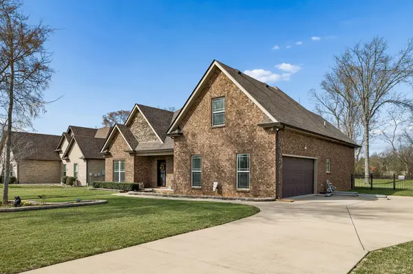205 Amazonway Rdg, Murfreesboro, TN 37130