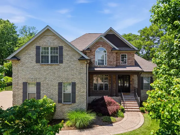 1006 Whispering Wind Way, Hendersonville, TN 37075