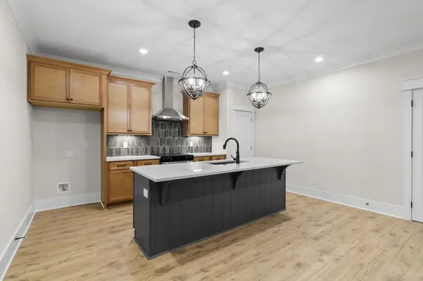 2058 Grace Johns Cir, Murfreesboro, TN 37128
