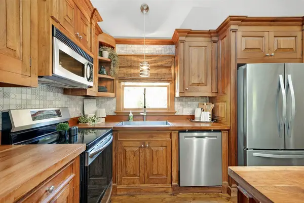 647 Omega Drive, Spring City, TN 37381