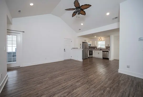 180 Nichols Dr, Woodbury, TN 37190