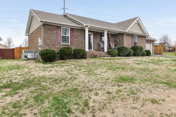 1904 Susan Rd, Columbia, TN 38401