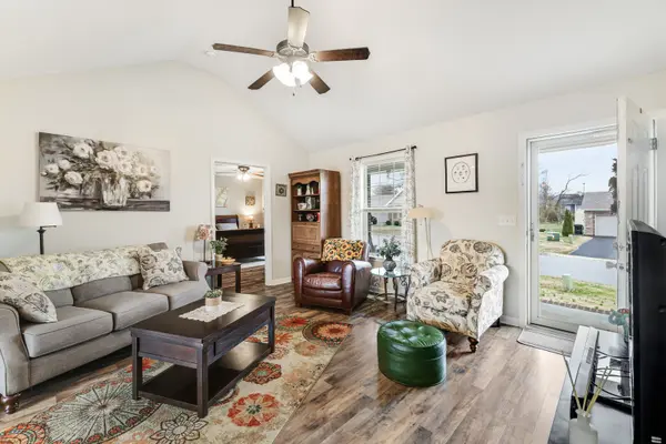 1904 Susan Rd, Columbia, TN 38401