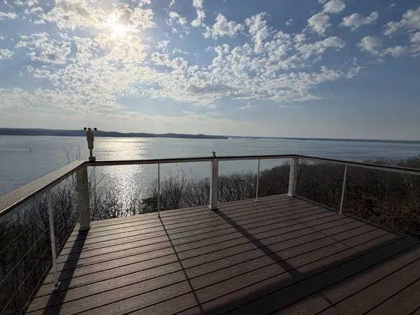322 Eagle Shore Dr, Dover, TN 37058