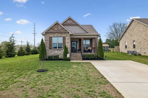 126 Julia Ann Ct, Springfield, TN 37172