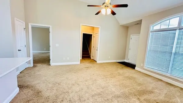 3332 Cornerstone Dr, Murfreesboro, TN 37128