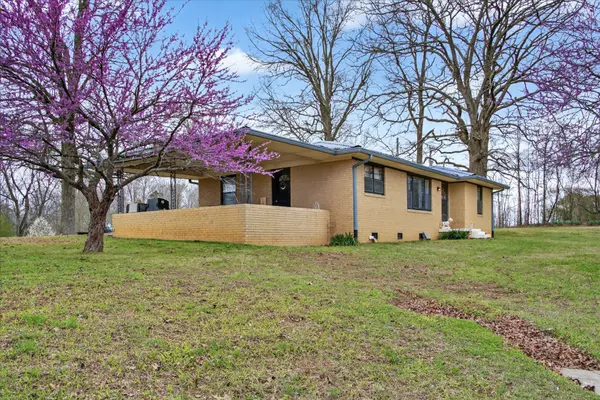 146 Scotts Chapel Rd, Cumberland City, TN 37050