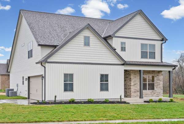 1483 Dewberry Rd, Clarksville, TN 37042