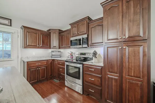 825 RAYMOND MCANALLY RD, Savannah, TN 38372