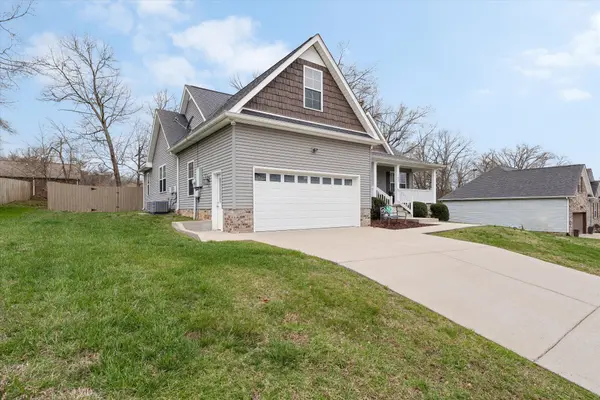 7608 Leverette Dr, Fairview, TN 37062