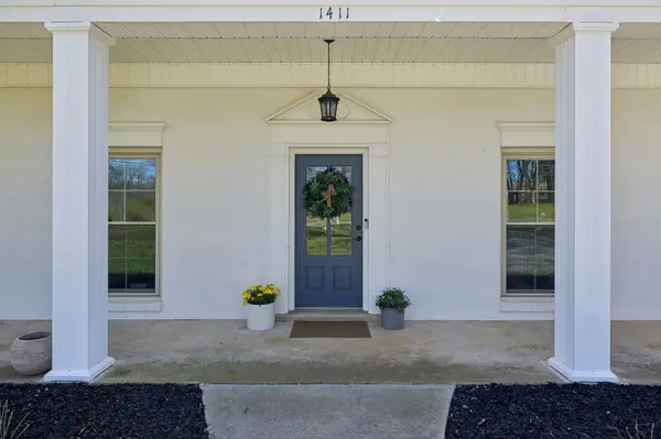1411 Sunnyside Dr, Columbia, TN 38401