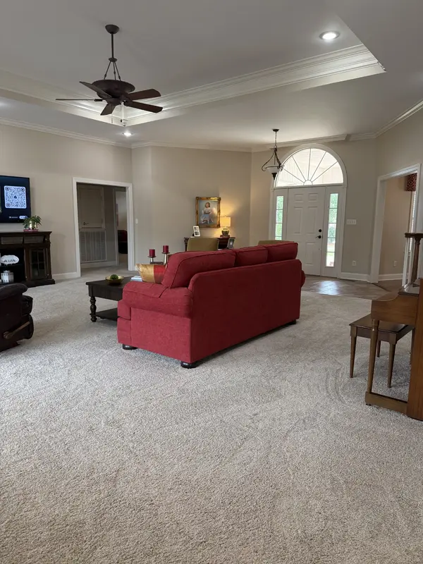 2170 Fairway Dr, Dyersburg, TN 38024