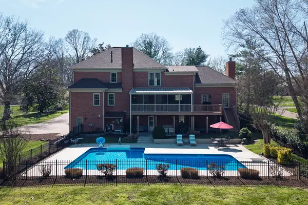 9564 Keeneland Dr, Brentwood, TN 37027