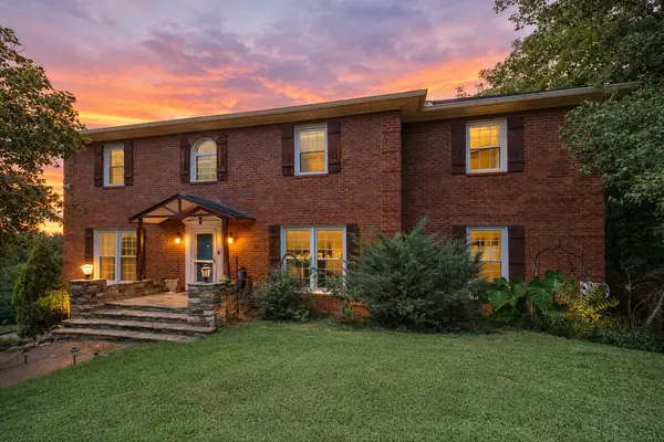 6120 Stillmeadow Dr, Nashville, TN 37211