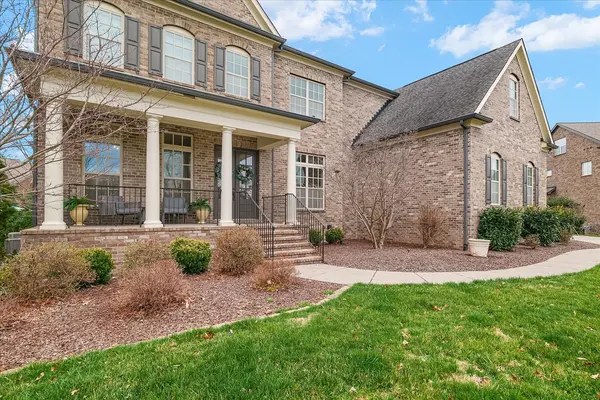 1846 Longmoore Ln, Brentwood, TN 37027