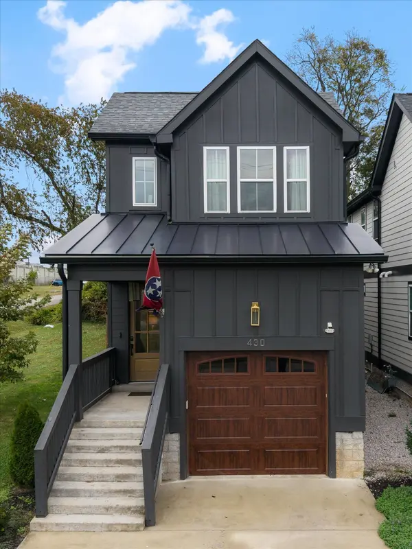 430 E Bend Dr, Nashville, TN 37209