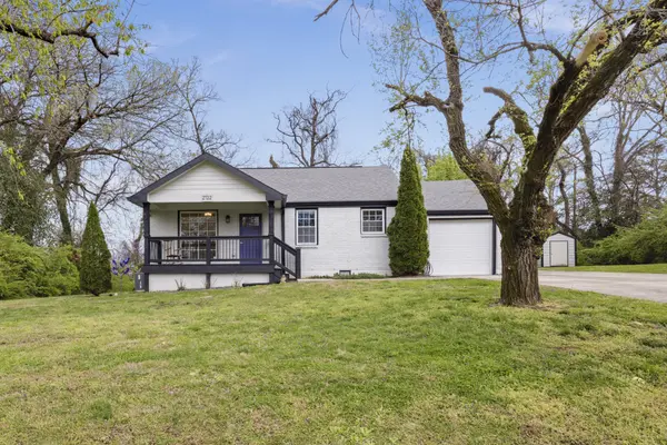 2722 Ennis Rd, Nashville, TN 37210