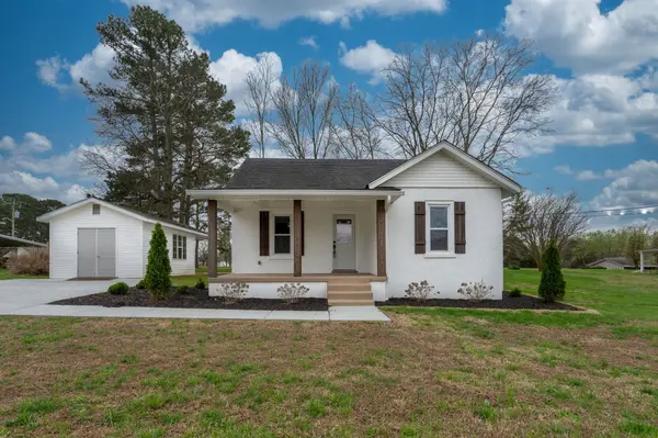 402 W Commerce St, Loretto, TN 38469
