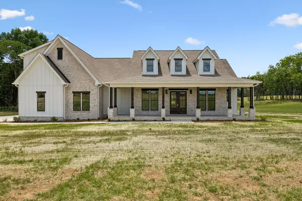 2817 Unionville Rd, Chapel Hill, TN 37034