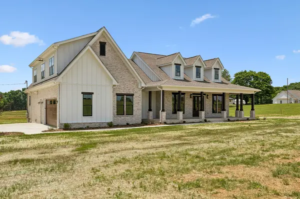 2817 Unionville Rd, Chapel Hill, TN 37034