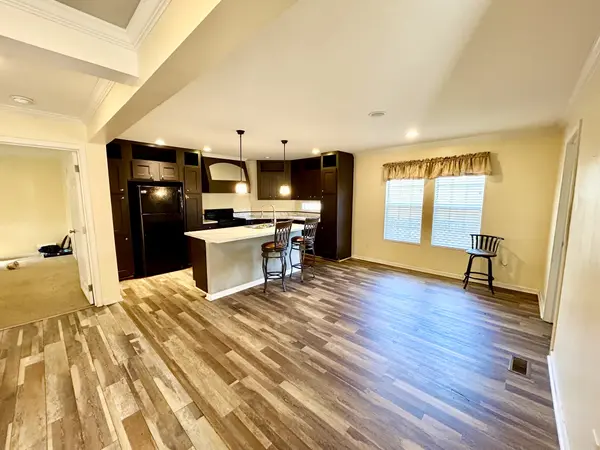 1466 Bald Knob Rd, Holladay, TN 38341