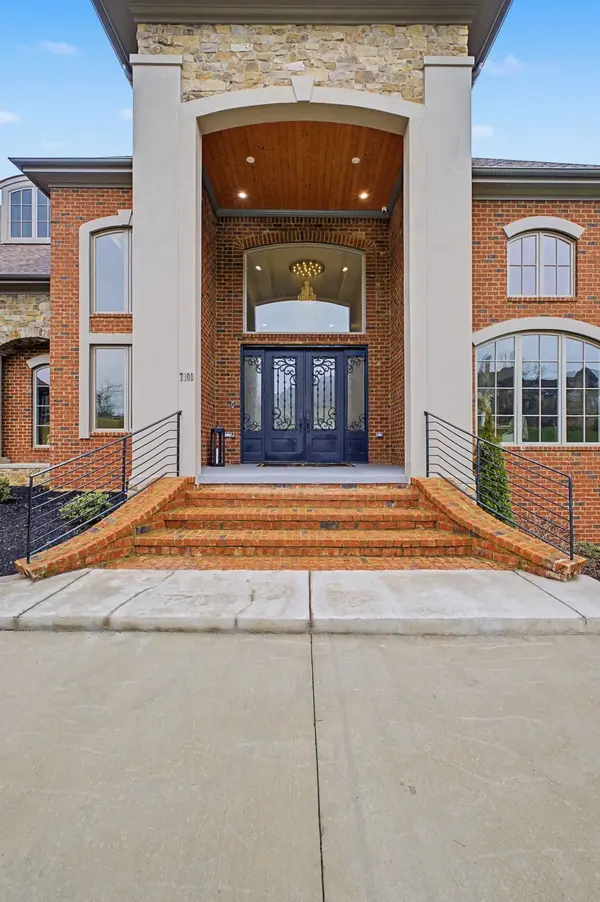 7100 Marsh Hawk Ct, Arrington, TN 37014