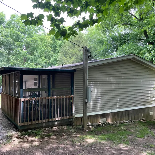 122 Haddock Lane, Benton, TN 37307