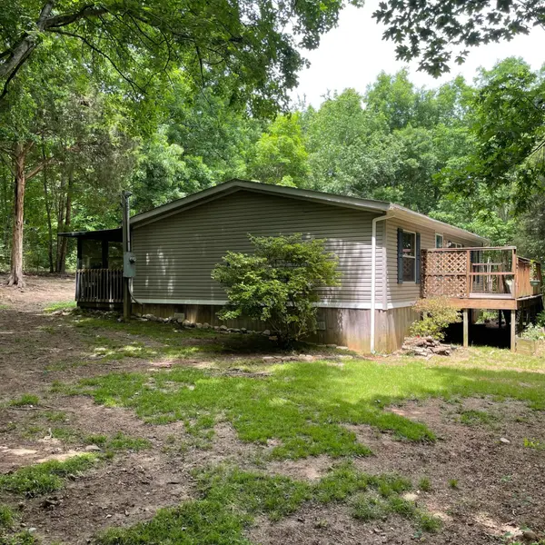 122 Haddock Lane, Benton, TN 37307
