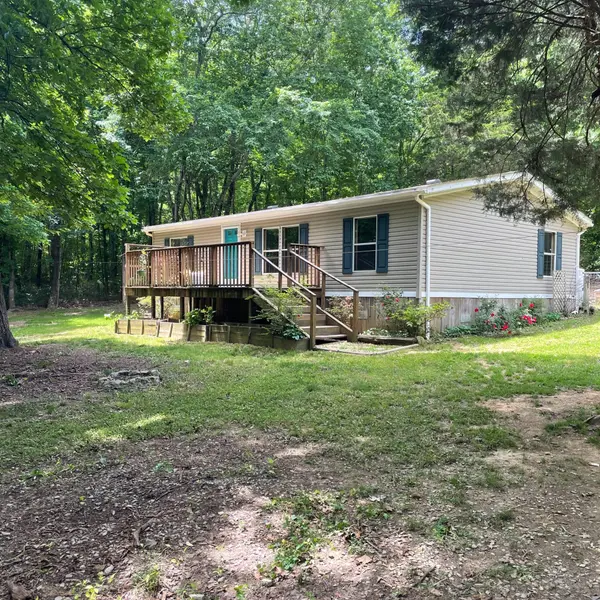 122 Haddock Lane, Benton, TN 37307