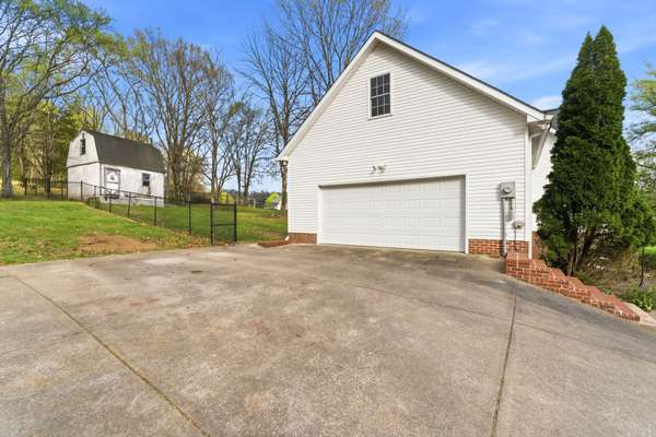 118 Matt Dr, Bell Buckle, TN 37020