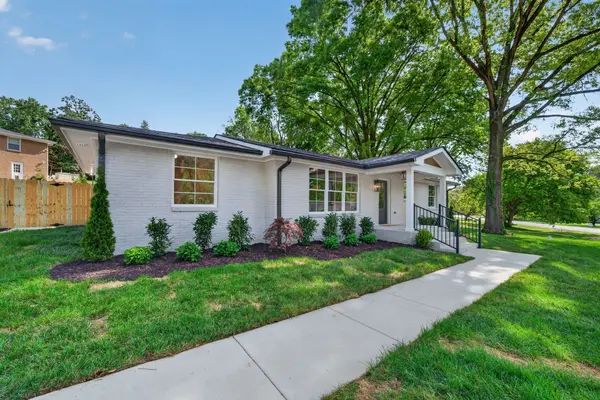 366 Barrywood Dr, Nashville, TN 37211