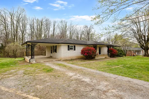 111 Cothron Dr, Lafayette, TN 37083