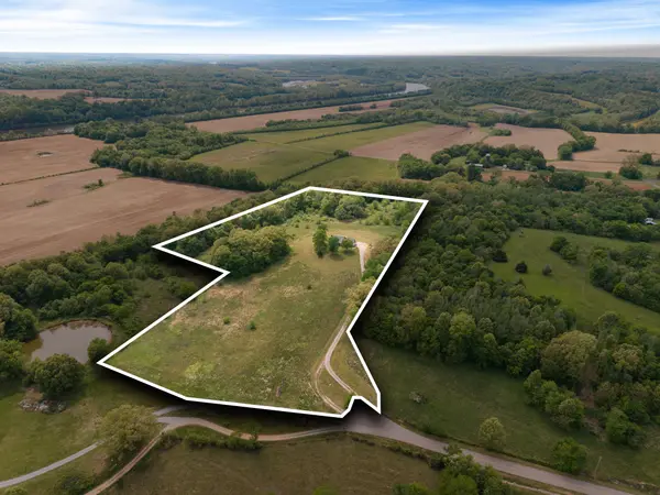 4870 Morrow Rd, Woodlawn, TN 37191
