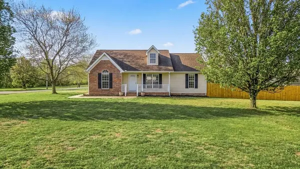 11 Amberwood Rd,  Fayetteville,  TN 37334