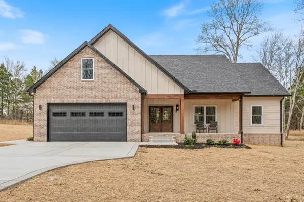 1049 Big Bartons Creek Rd, Dickson, TN 37055