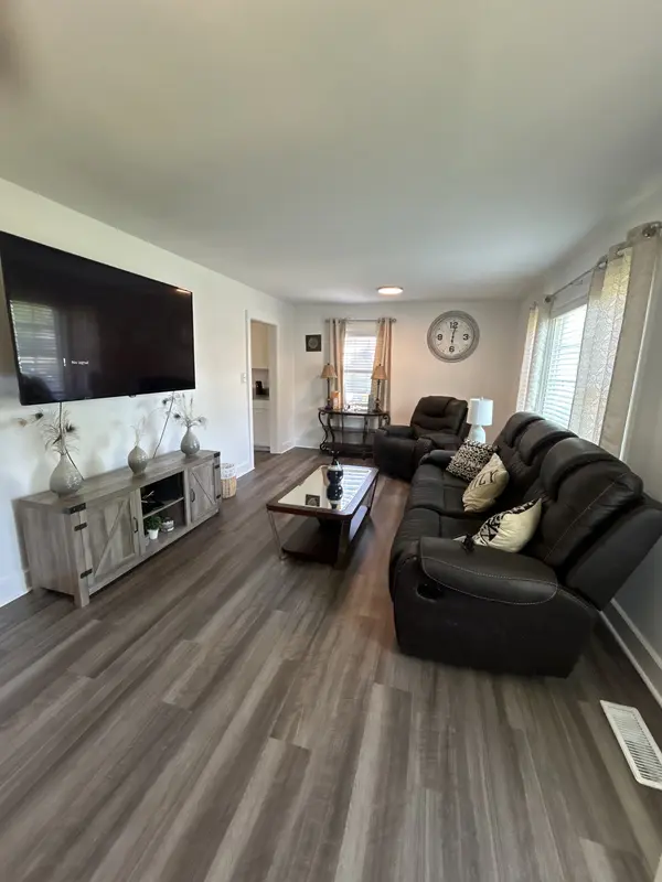 112 Anderson Dr, Tullahoma, TN 37388