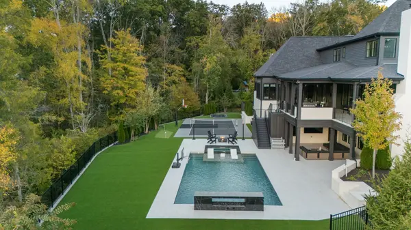 6458 Penrose Dr, Brentwood, TN 37027