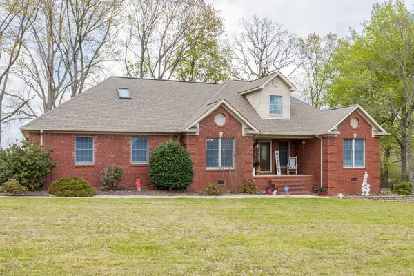 61 Eastridge Rd, Fayetteville, TN 37334