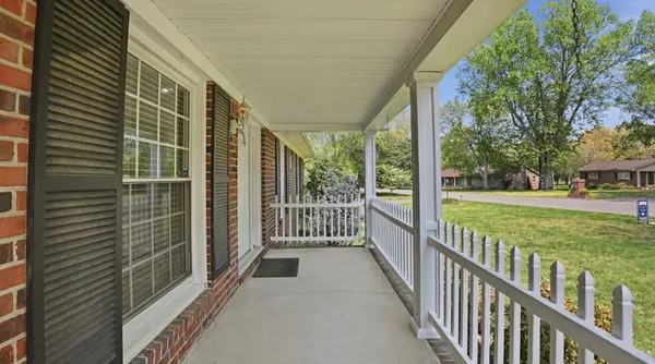 110 Lannom Cir, Tullahoma, TN 37388