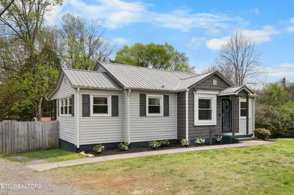 500 Stone Rd, Knoxville, TN 37920