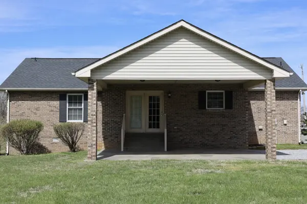 5787 Buzzard Creek Rd, Cedar Hill, TN 37032