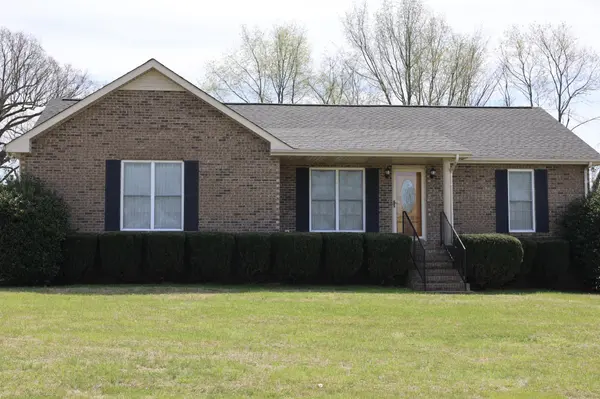 5787 Buzzard Creek Rd, Cedar Hill, TN 37032