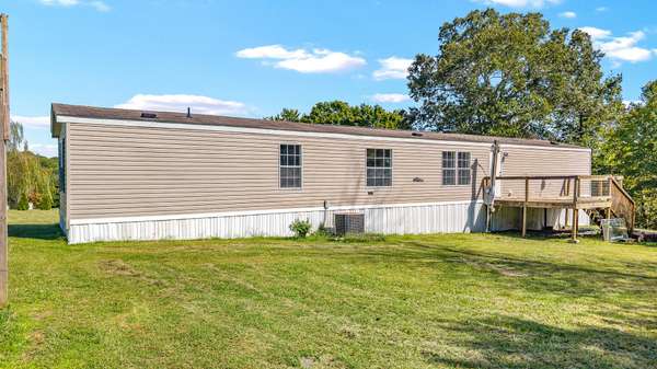 233 County Road 365, Sweetwater, TN 37874